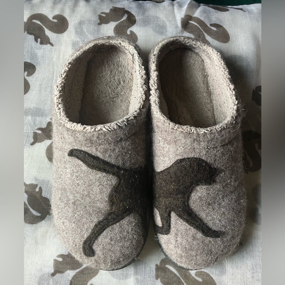 Brown Dog Scuffs Slippers Hard Sole